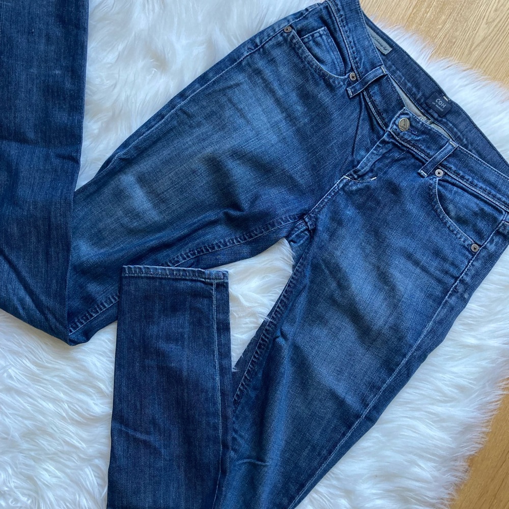 Citizens of Humanity Avedon Stretch Low Waist Skinny Leg - Size 26 - Dark Wash